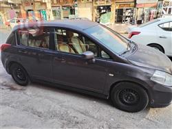 نيسان فيرسا